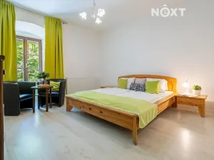 Prodej obchodního prostoru, Český Krumlov, Chvalšinská, 522 m2