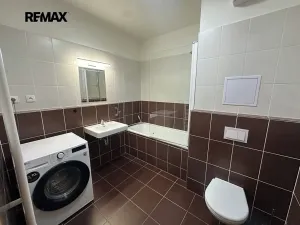 Pronájem bytu 2+kk, Kladno, Jaroslava Holečka, 53 m2