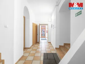 Prodej činžovního domu, Vítkov, náměstí Jana Zajíce, 580 m2