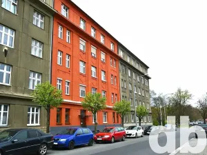 Prodej bytu 2+kk, Plzeň, Politických vězňů, 56 m2