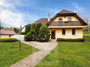 Prodej rodinného domu, Kunice, U Stájí, 170 m2