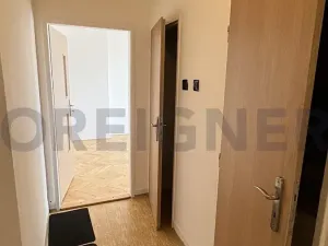 Pronájem bytu 2+1, Pardubice, Benešovo náměstí, 20 m2