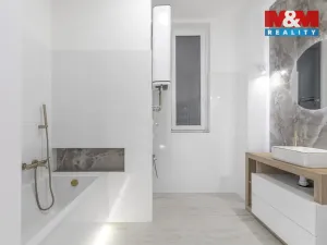 Prodej bytu 2+kk, Ostrava - Přívoz, Orebitská, 80 m2