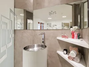 Prodej rodinného domu, Konojedy, 489 m2