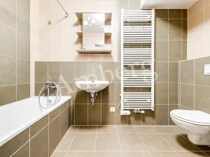 Prodej bytu 2+kk, Praha - Žižkov, Na Vackově, 53 m2