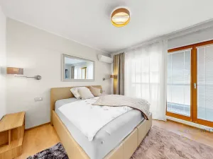 Pronájem bytu 4+kk, Praha - Podolí, Podolská, 133 m2