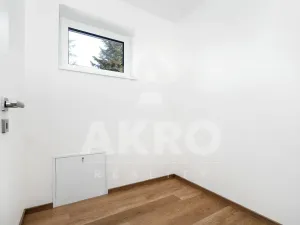 Prodej bytu 4+kk, Praha - Klánovice, Holekova, 158 m2