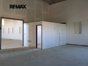 Prodej skladu, Dolní Chvatliny, 3690 m2