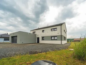 Prodej rodinného domu, Kornatice, 270 m2