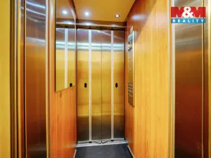 Prodej bytu 2+1, Plzeň - Skvrňany, Macháčkova, 60 m2