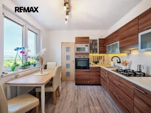 Prodej bytu 3+1, Všeradice, 74 m2