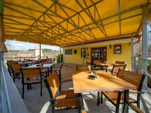 Prodej restaurace, Netolice, 176 m2