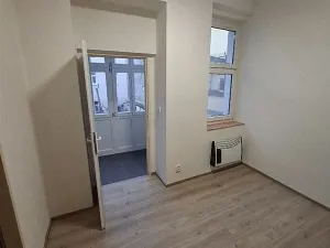 Pronájem bytu 2+1, Praha, Turnovská, 50 m2