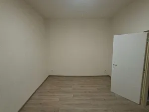 Pronájem bytu 2+1, Praha, Turnovská, 50 m2