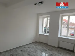 Pronájem bytu 3+kk, Bělá pod Bezdězem, Masarykovo náměstí, 80 m2