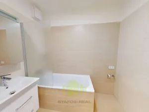 Pronájem bytu 2+kk, Olomouc, Topolová, 55 m2