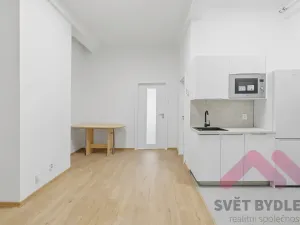Pronájem bytu 3+1, Praha - Nusle, Na Pankráci, 89 m2