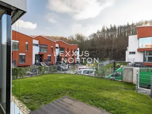 Pronájem rodinného domu, Praha - Dejvice, V Šáreckém údolí, 190 m2