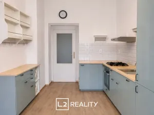 Pronájem bytu 3+1, Praha - Smíchov, Štefánikova, 150 m2