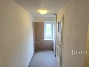 Pronájem bytu 1+1, Písek, Smetanovo nám., 38 m2