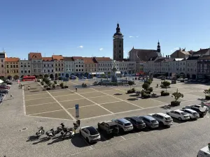 Pronájem kanceláře, České Budějovice, nám. Přemysla Otakara II., 90 m2