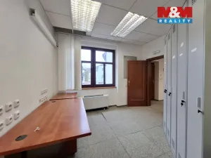 Pronájem kanceláře, Chodov, Staroměstská, 220 m2