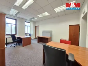 Pronájem kanceláře, Chodov, Staroměstská, 220 m2