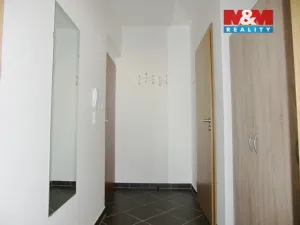 Pronájem bytu 1+kk, Praha - Horní Měcholupy, Modenská, 33 m2