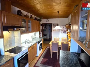 Prodej rodinného domu, Dešov, 140 m2