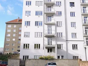 Prodej činžovního domu, Plzeň, Pařížská, 1005 m2