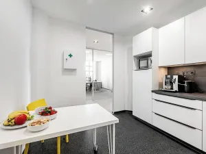 Pronájem kanceláře, Praha - Holešovice, U Uranie, 500 m2