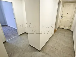 Pronájem bytu 2+kk, Praha - Libeň, Novákových, 36 m2