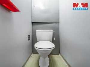 Prodej bytu 2+kk, Králův Dvůr, Nad Stadionem, 41 m2