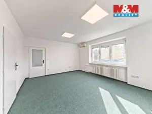 Pronájem kanceláře, Hradec Králové - Slezské Předměstí, Luční, 77 m2