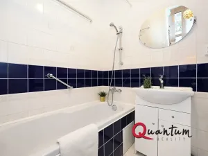 Pronájem bytu 2+kk, Praha - Karlín, U Sluncové, 40 m2