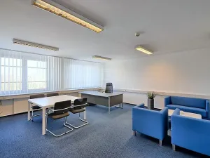 Pronájem kanceláře, Praha - Ruzyně, Dědinská, 83 m2