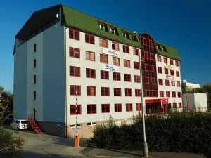 Pronájem kanceláře, Praha - Ruzyně, Dědinská, 35 m2