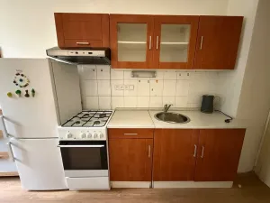 Pronájem bytu 2+kk, Praha - Karlín, Kaizlovy sady, 38 m2