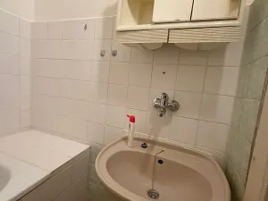 Pronájem bytu 2+kk, Praha - Karlín, Kaizlovy sady, 38 m2