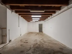 Pronájem skladu, Choceň, Husova, 230 m2