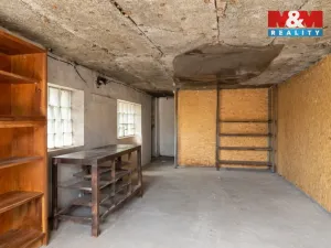 Prodej rodinného domu, Peruc - Černochov, 288 m2