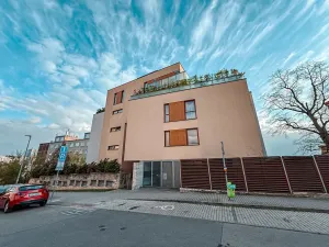 Pronájem bytu 2+kk, Praha - Podolí, Na Topolce, 53 m2