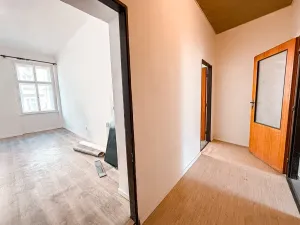 Pronájem bytu 2+1, Praha - Smíchov, Holečkova, 59 m2