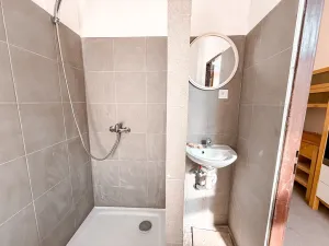 Pronájem bytu 2+1, Praha - Smíchov, Holečkova, 59 m2