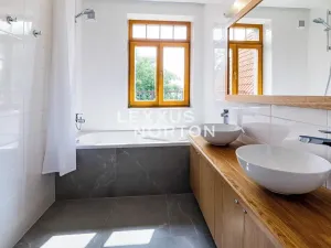 Pronájem rodinného domu, Praha - Nebušice, Malý dvůr, 250 m2