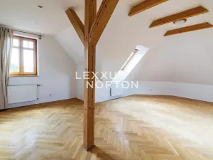 Pronájem rodinného domu, Praha - Nebušice, Malý dvůr, 250 m2