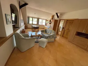 Pronájem bytu 3+kk, Žebrák, Náměstí, 87 m2