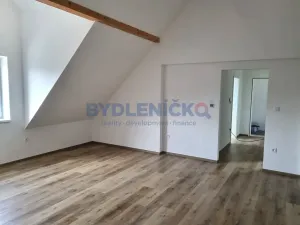Prodej bytu 2+kk, Dvory nad Lužnicí, 60 m2