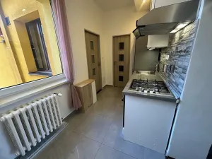 Pronájem bytu 3+1, Jablonec nad Nisou, Skřivánčí, 70 m2