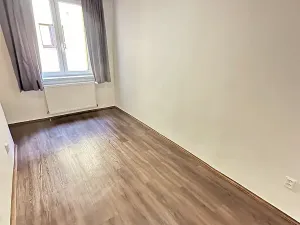 Pronájem bytu 3+1, Jablonec nad Nisou, Skřivánčí, 70 m2